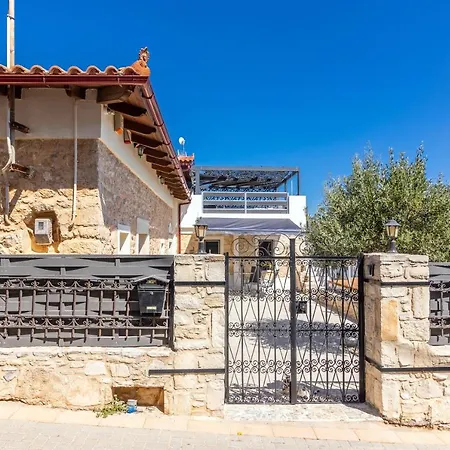 Crete Island Iraklion Thrapsano House For Up To 8 Persons