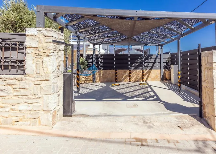 Crete Island Iraklion Thrapsano House For Up To 8 Persons 度假居 *